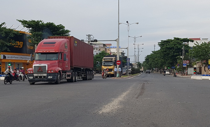 Ch&acirc;n cầu Nguyễn Tri Phương - nơi xảy ra vụ tai nạn.