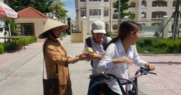 Ninh Bình: Thí sinh tham dự kì thi THPT quốc gia 2017 được uống sữa miễn phí