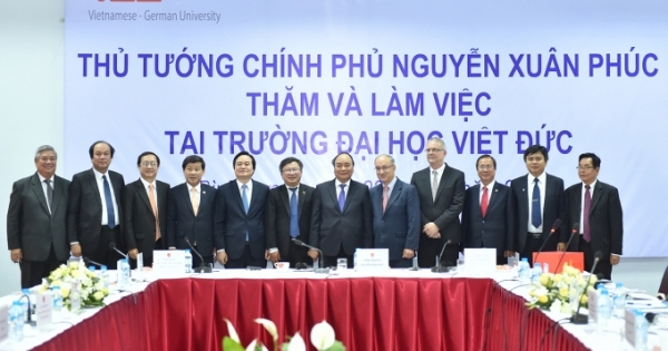 Thủ tướng Nguyễn Xuân Phúc làm việc với Đại học Việt Đức