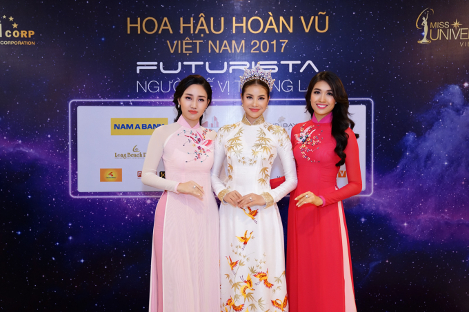Hoa hậu Ho&agrave;n vũ Việt Nam 2017 được tổ chức từ ng&agrave;y 30/06/2017 đến ng&agrave;y 02/12/2017.