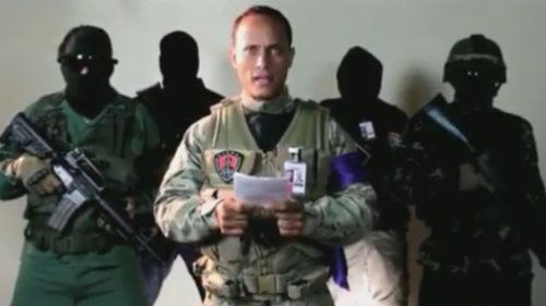 Oscar Perez, cựu chỉ huy CICPC, chỉ tr&iacute;ch ch&iacute;nh phủ Venezuela trong video đăng tr&ecirc;n Instagram. (Ảnh:&nbsp;BBC)