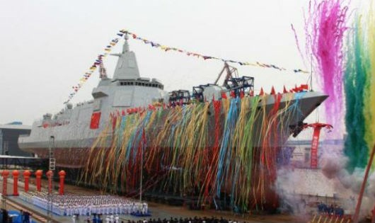 Chiến hạm mới được hạ thủy của Trung Quốc. (Ảnh: Reuters)