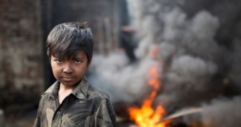 Một nửa trẻ em trên thế giới đối mặt với 3 mối đe dọa nguy hiểm