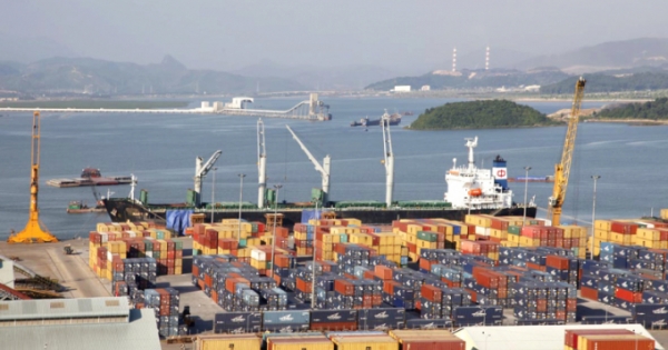 Audio Tài chính Plus: Hàng hóa qua cảng biển Quảng Ninh đạt trên 2,2 tỷ USD