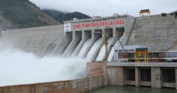 Thủy điện Lai Châu mở cửa xả điều tiết chống lũ