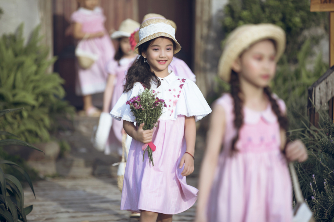 Xu&acirc;n Lan ch&iacute;nh thức đưa Tuần lễ thời trang trẻ em Việt Nam  m&ugrave;a 6 đến Cam Ranh, Kh&aacute;nh Ho&agrave;