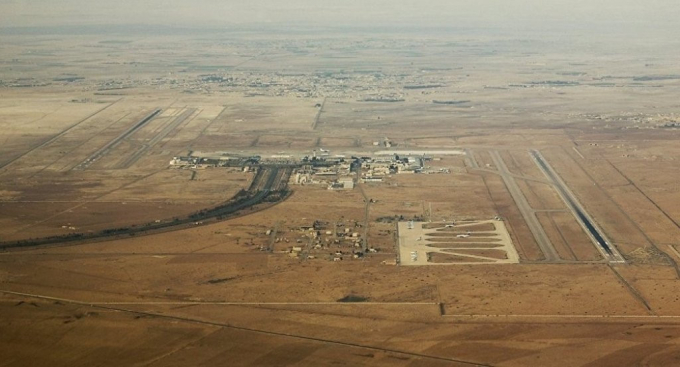 Phi trường quốc tế Damascus, Syria nơi vừa tr&uacute;ng t&ecirc;n lửa Israel