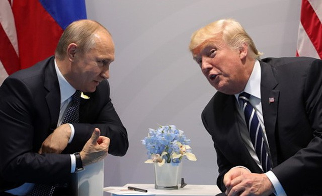 Tổng thống Mỹ Donald Trump v&agrave; người đồng cấp Nga Vladimir Putin (Ảnh: Reuters)