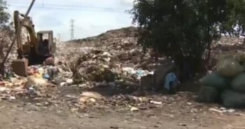 Ô nhiễm trầm trọng, rác tràn ra Quốc lộ ở bãi rác lớn nhất tỉnh Trà Vinh