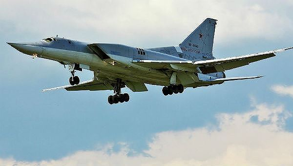 Nga công bố video thử nghiệm máy bay ném bom chiến lược đe dọa cả đội tàu sân bay