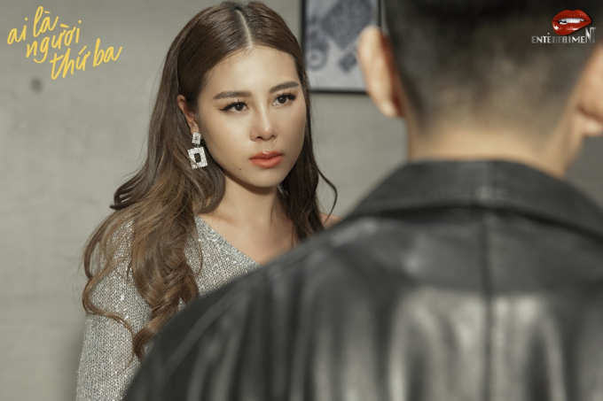 Nam Thư tiếp tục đầu tư số tiền lớn để thực hiện dự án web-drama “Ai là người thứ ba”.