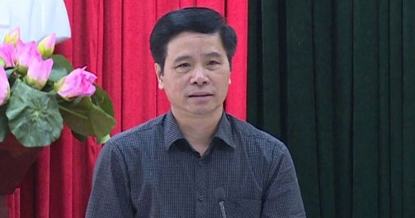 Hà Nội: Cách tất cả chức vụ trong Đảng đối với Bí thư huyện Phúc Thọ