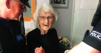 Một cụ bà 93 tuổi “tha thiết” muốn cảnh sát bắt trước khi qua đời