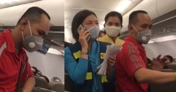 Nữ hành khách tự nhận tâm thần, làm loạn trên máy bay Vietnam Airlines