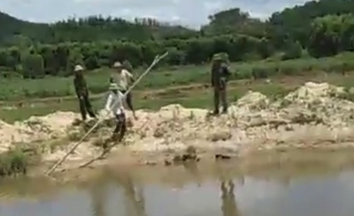 Đi mò cua, câu cá 3 học sinh ở Nghệ An đuối nước tử vong
