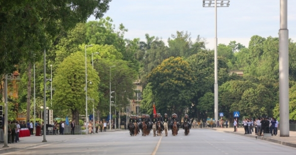 Cảnh sát cơ động Kỵ binh chính thức ra mắt