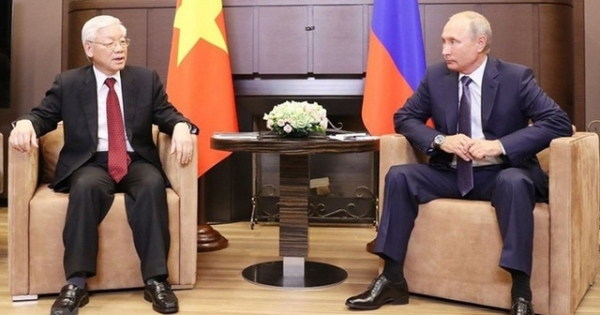 Tổng Bí thư, Chủ tịch nước điện đàm với Tổng thống Nga Vladimir Putin