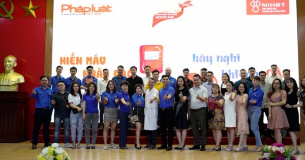 Gần 100 cán bộ, phóng viên Báo Pháp luật Việt Nam tình nguyện hiến máu