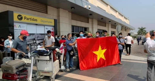 309 công dân Việt Nam từ Angola sẽ về nước hôm nay