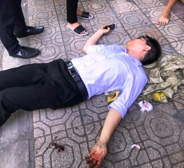 Ông V.V.P. cán bộ công chức tư pháp - hộ tịch phường Lê Hồng Phong, thành phố Thái Bình, bị hành hung khi trên đường đi đón con .