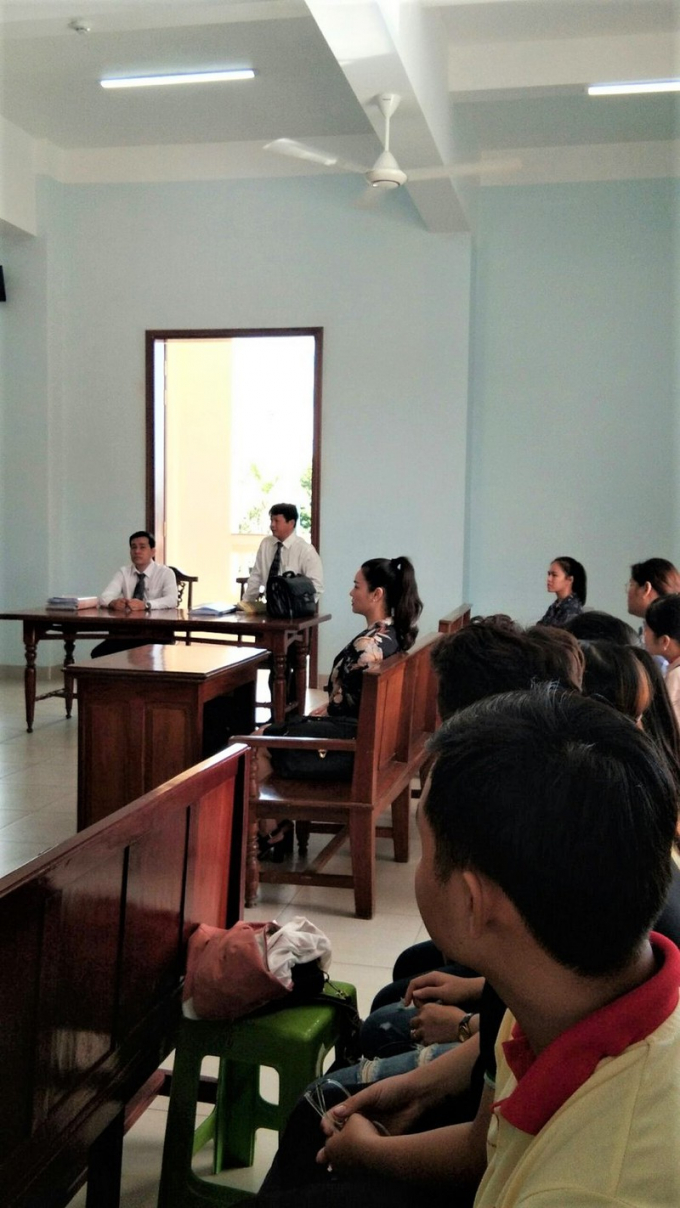 Chồng cũ Nhật Kim Anh vắng mặt tại phiên tòa ngày 26/6.