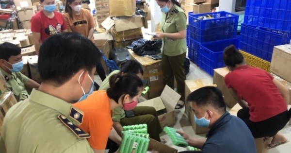 Lực lượng chức năng Bình Thuận thu giữ hàng chục nghìn mỹ phẩm không rõ nguồn gốc