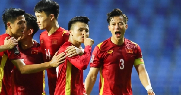 Đội tuyển Việt Nam thắng đậm Indonesia 4-0, xây chắc ngôi đầu bảng G