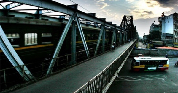 Cầu Long Biên quá yếu, đề xuất xây cầu đường sắt mới vượt sông Hồng