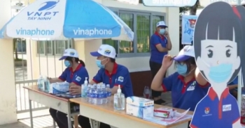 Tây Ninh: Áo xanh tình nguyện ở các kỳ thi chưa từng có trong lịch sử khoa cử