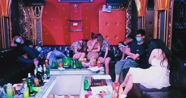 Hải Phòng: Hàng chục đối tượng "mở tiệc" ma túy trong quán karaoke hoạt động trái phép