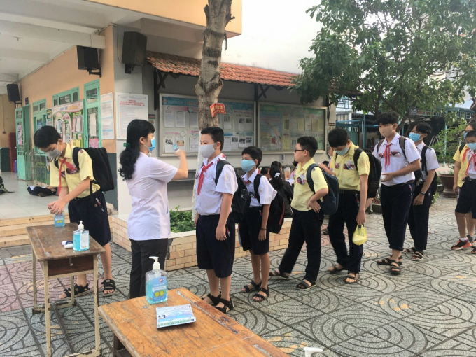 Trường THCS Phan Tây Hồ - quận Gò Vấp luôn thực hiện nghiêm các quy định phòng, chống dịch bệnh COVID -19. (Ảnh: Kỳ Lâm).
