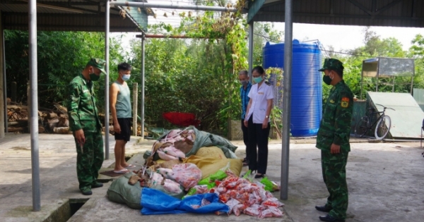 Quảng Ninh: Lực lượng Biên phòng thu giữ số lượng lớn thực phẩm không rõ nguồn gốc