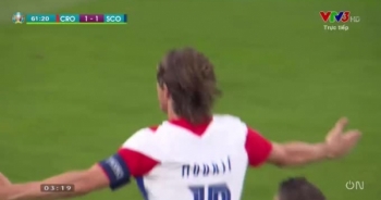 [Video]: Tuyệt phẩm "Trivela" của Luka Modric vào lưới Scotland