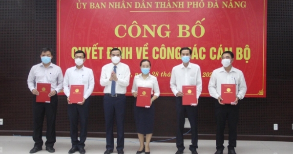 Đà Nẵng công bố các quyết định về công tác cán bộ