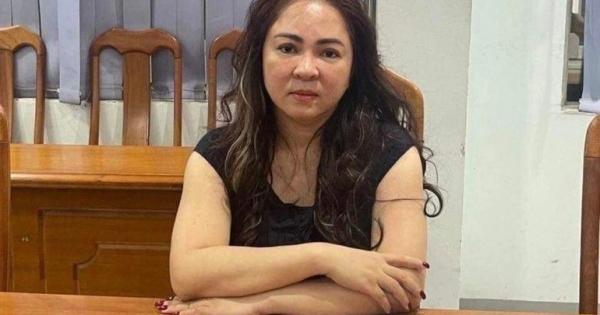 Vì sao Toà án lại đình chỉ vụ bà Nguyễn Phương Hằng kiện ông Nguyễn Đức Hiển?