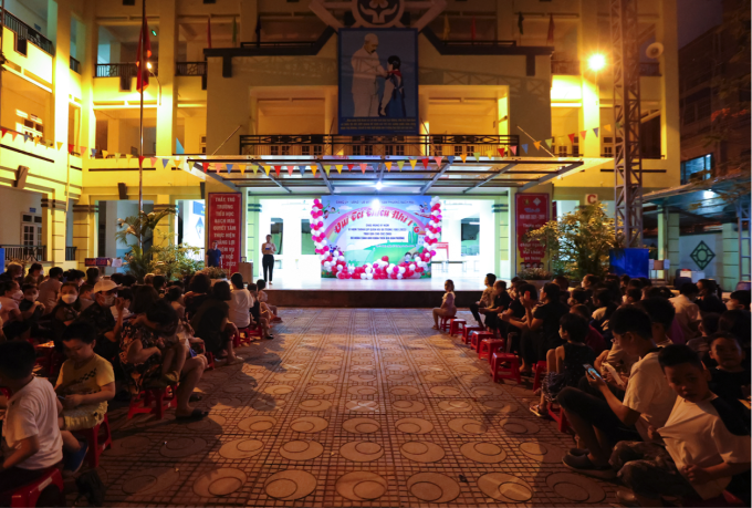 Vui tết thiếu nhi 1/6 tại trường tiểu học Bạch Mai, quận Hai Bà Trưng, Hà Nội (Ảnh: Trang TTDT phường Bạch Mai).