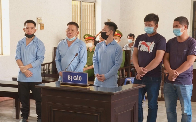 Đắk Lắk: Tuyên phạt 3 anh em ruột 32 năm tù giam về về tội giết người