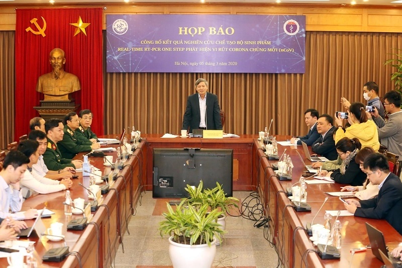 Thứ trưởng Bộ KH-CN Phạm Công Tạc phát biểu tại cuộc họp báo vào ngày 5/3/2020. (Ảnh: Báo Nhân dân).