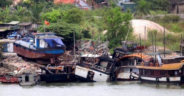 Quảng Ninh: Nhiều cơ sở đóng tàu, thuyền “chui” tại TP Hạ Long