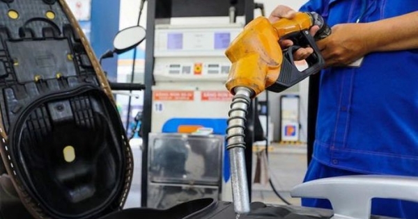 VCCI đề nghị nghiên cứu bỏ thuế tiêu thụ đặc biệt với xăng dầu