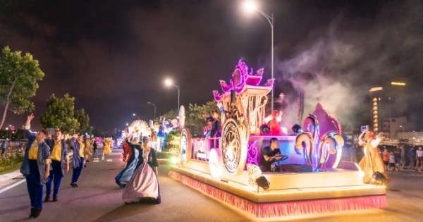 Carnival đường phố chính thức khai màn tại Đà Nẵng