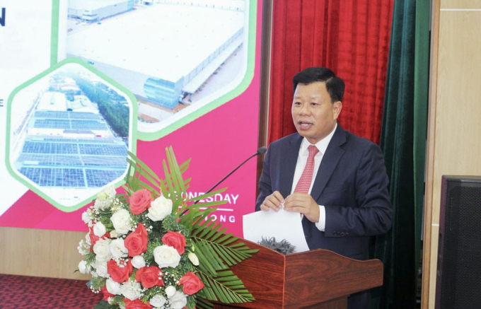 Ông Lê Trung Kiên, Trưởng ban Ban Quản lý Khu kinh tế Hải Phòng phát biểu tại hội thảo.