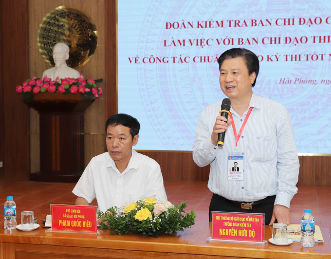 Thứ trưởng Bộ GD&amp;amp;ĐT Nguyễn Hữu Độ phát biểu tại buổi làm việc với lãnh đạo TP Hải Phòng.
