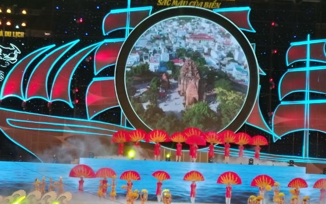 Khánh Hòa: Ấn tượng đêm khai mạc Festival biển Nha Trang – Khánh Hòa 2019