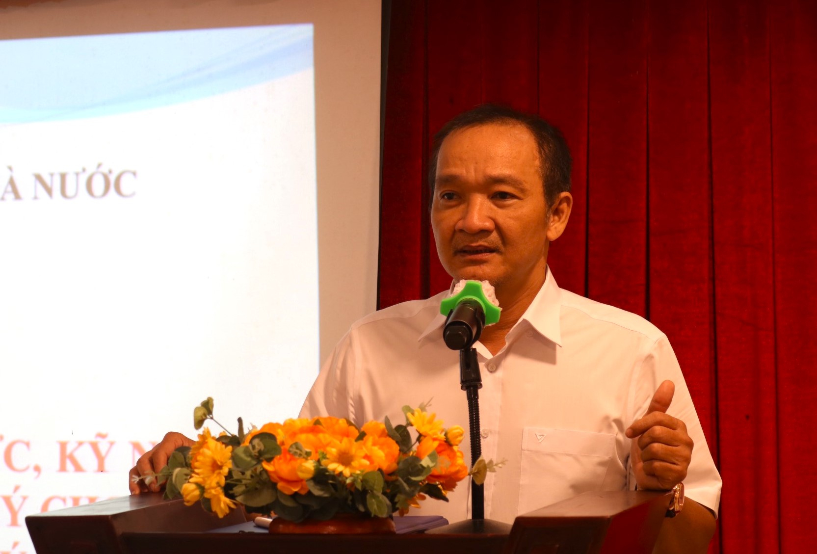 Ông Lê Minh Tuấn – Phó Giám đốc Trung tâm TGPL phát biểu tại hội nghị.