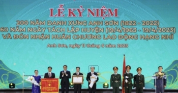Huyện Anh Sơn đón nhận Huân chương Lao động hạng Nhì
