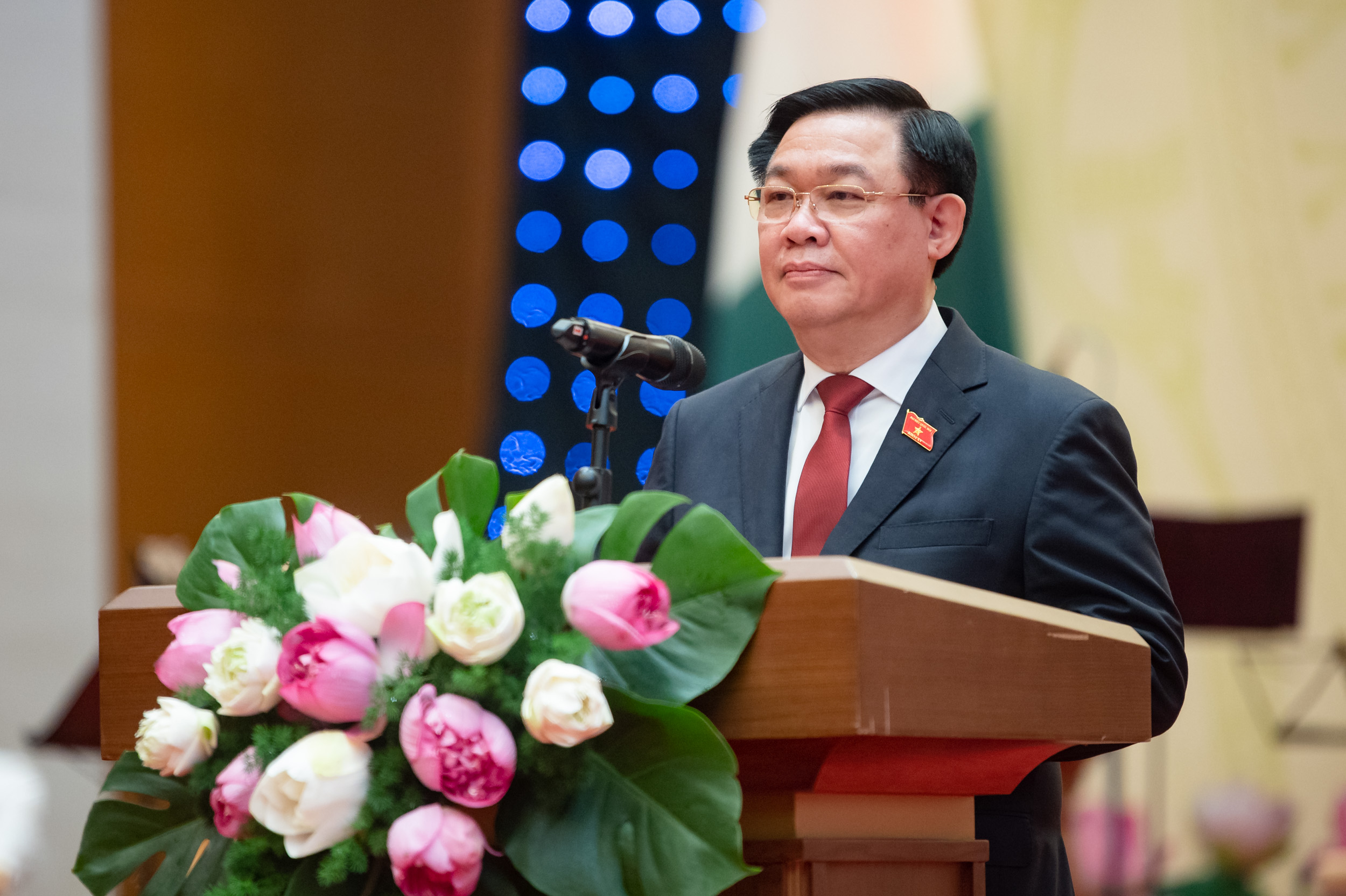 Chủ tịch Quốc hội Vương Đình Huệ phát biểu 