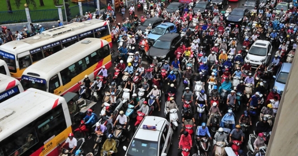 Hà Nội dừng hoạt động xe máy trên địa bàn các quận vào năm 2030