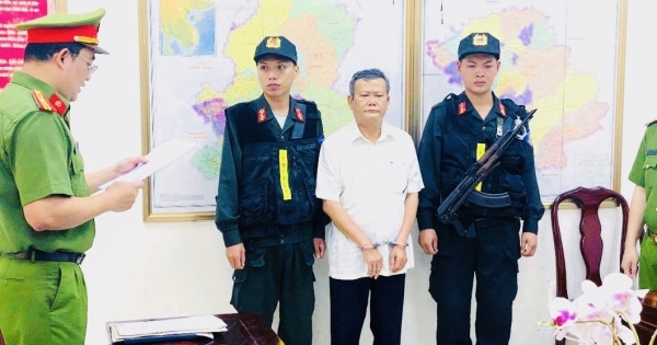 Đồng Nai: Bắt tạm giam nguyên Trưởng phòng, Phó phòng Quản lý đô thị huyện Trảng Bom