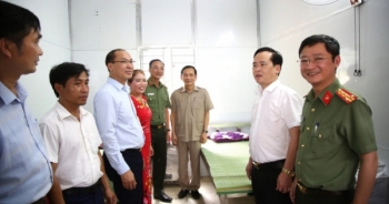 Bàn giao 10 nhà điều trị Trạm Y tế cho các xã thuộc huyện miền núi Nghệ An